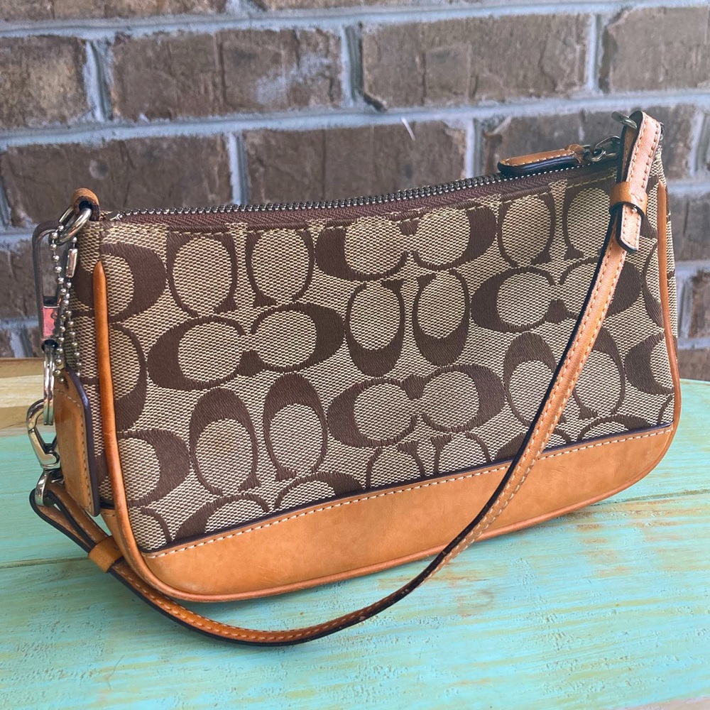 Coach Signature Small Shoulder Bag
